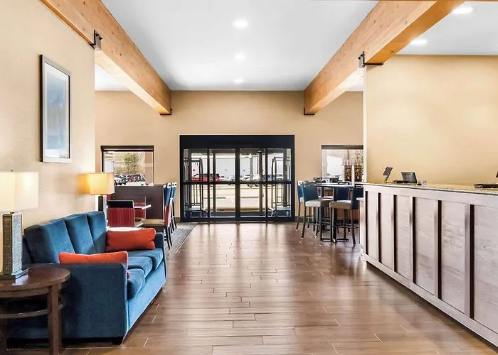 Comfort Inn At Buffalo Bill Village Resort